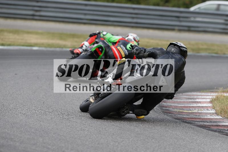 Archiv-2025/32 07.07.2025 Plüss Moto Sport ADR/Freies Fahren/backside